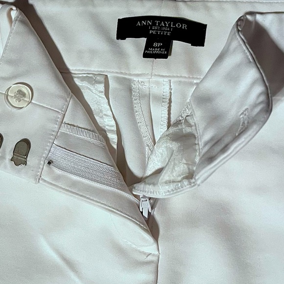 Ann Taylor White Crop Pants Petite Size 8P - Picture 4 of 8